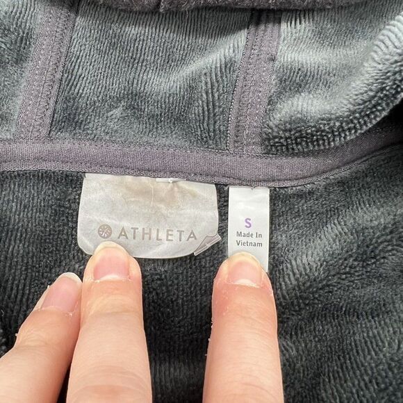 Athleta Daybreak Hoodie Jacket Full Zip Thumb Holes Running Athleisure Small - Picture 3 of 6